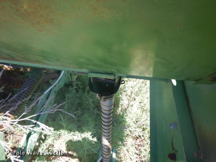 image for item JZ9926 John Deere  grain drill