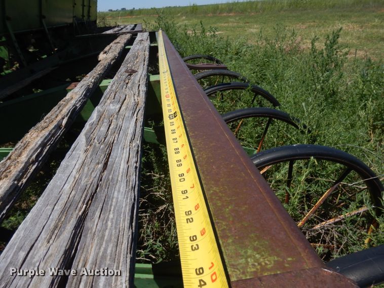 image for item JZ9926 John Deere  grain drill