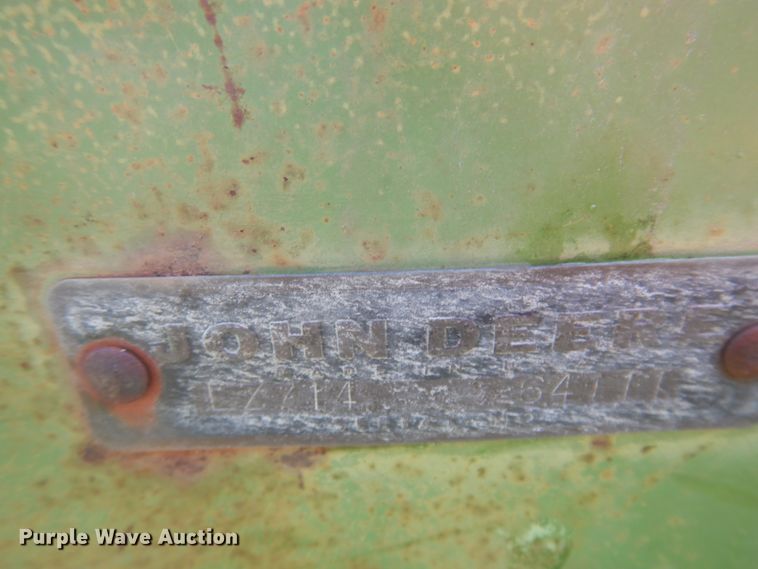 image for item JZ9926 John Deere  grain drill