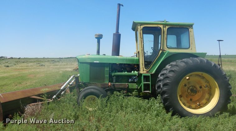 image for item JZ9927 John Deere 5020  tractor