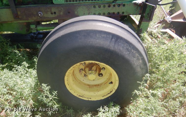 image for item JZ9927 John Deere 5020  tractor