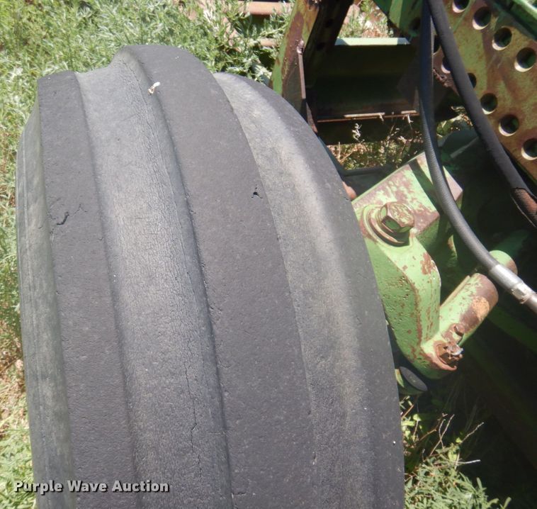 image for item JZ9927 John Deere 5020  tractor