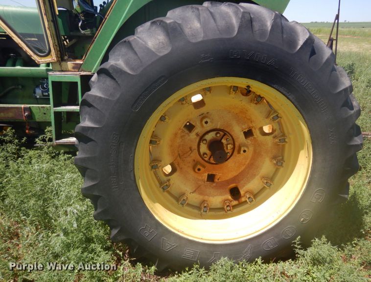 image for item JZ9927 John Deere 5020  tractor