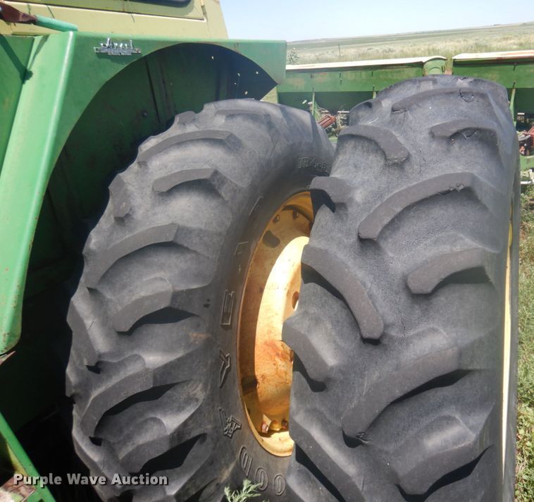 image for item JZ9927 John Deere 5020  tractor