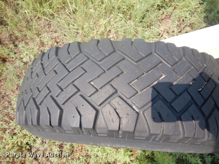 image for item JZ9928 Flex King R-36  chisel plow