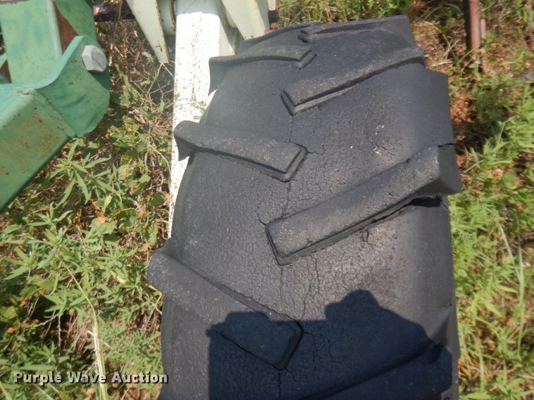 image for item JZ9928 Flex King R-36  chisel plow