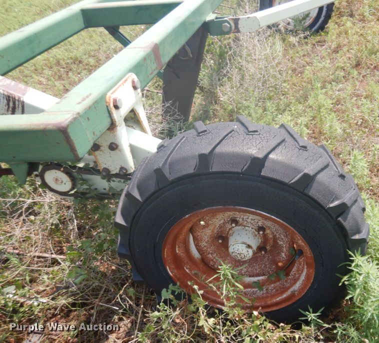 image for item JZ9928 Flex King R-36  chisel plow