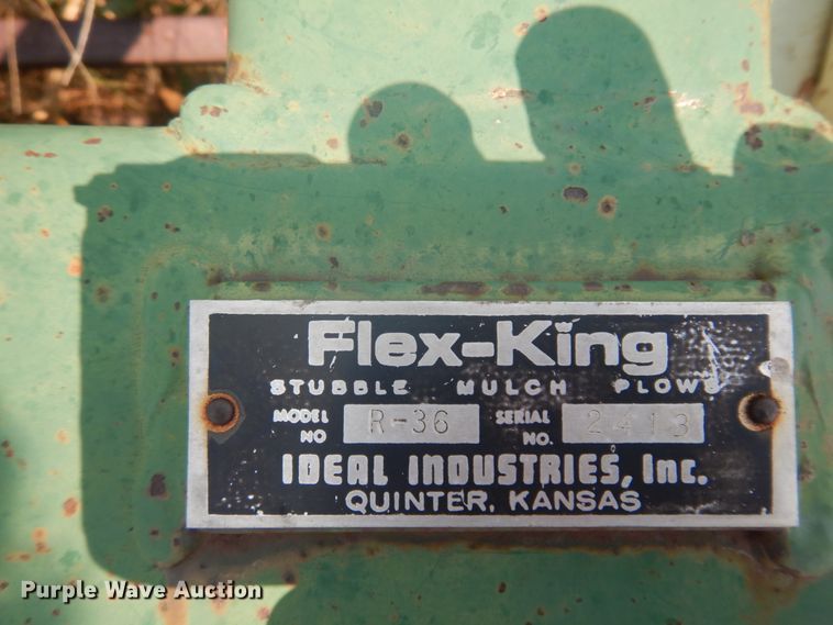 image for item JZ9928 Flex King R-36  chisel plow