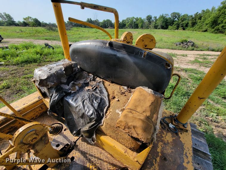 image for item KD9392 Caterpillar D7  dozer