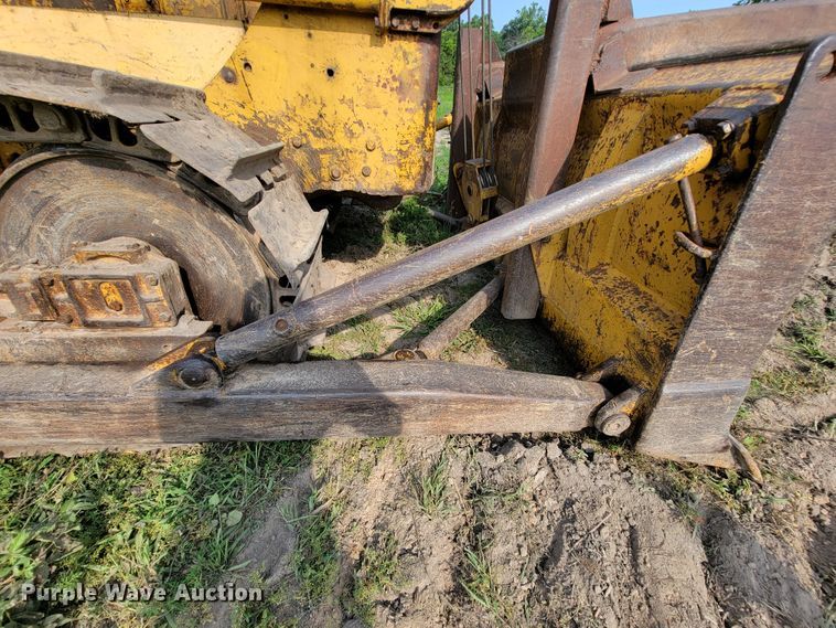 image for item KD9392 Caterpillar D7  dozer