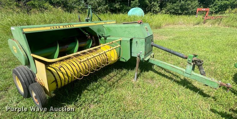 image for item KK9547 1978 John Deere 336  small square baler