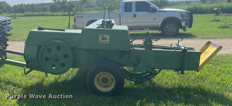 image for item KK9547 1978 John Deere 336  small square baler