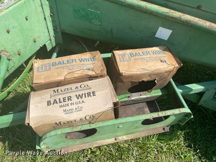 image for item KK9547 1978 John Deere 336  small square baler