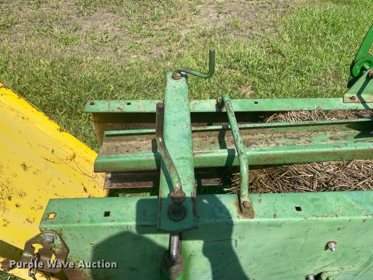 image for item KK9547 1978 John Deere 336  small square baler
