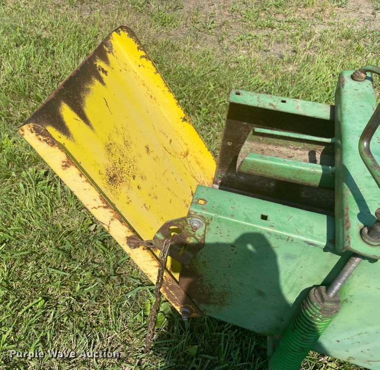 image for item KK9547 1978 John Deere 336  small square baler