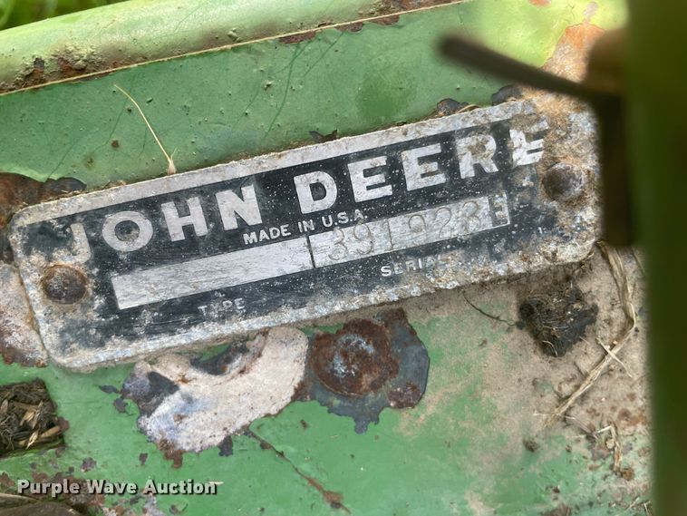 image for item KK9547 1978 John Deere 336  small square baler