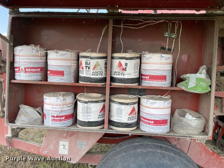 image for item KK9563 2003 Hesston 4760  large square baler