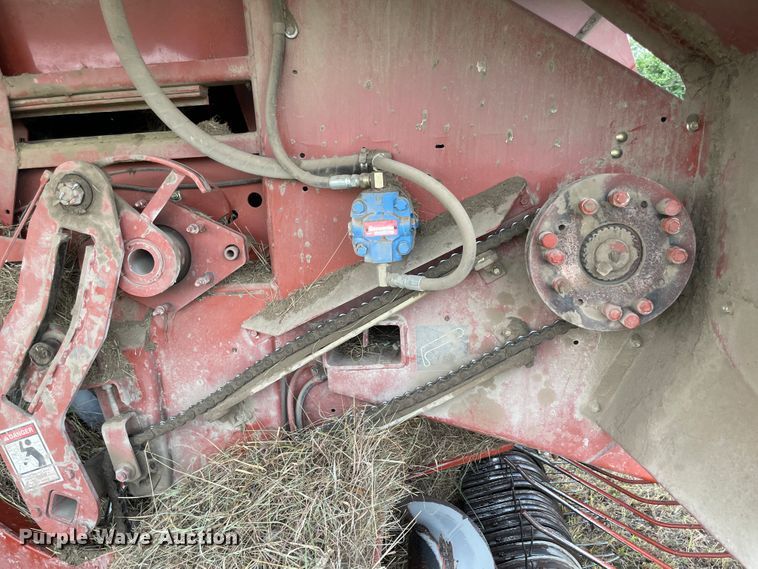 image for item KK9563 2003 Hesston 4760  large square baler