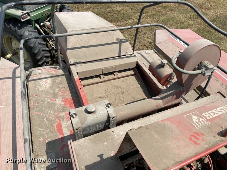 image for item KK9563 2003 Hesston 4760  large square baler