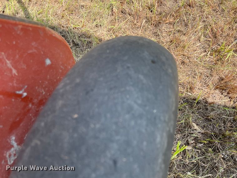 image for item KK9563 2003 Hesston 4760  large square baler