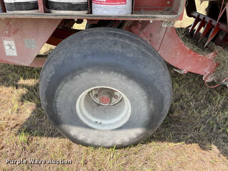 image for item KK9563 2003 Hesston 4760  large square baler