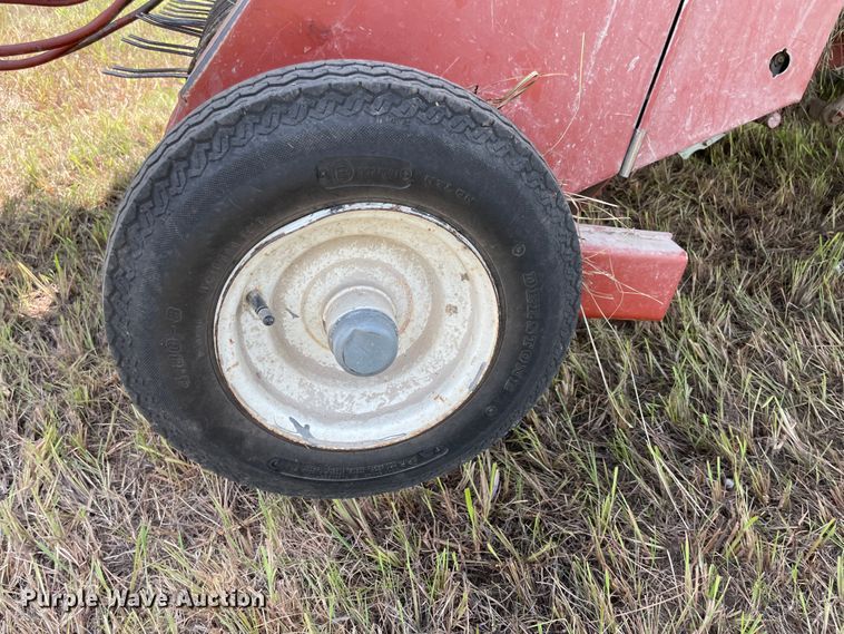 image for item KK9563 2003 Hesston 4760  large square baler