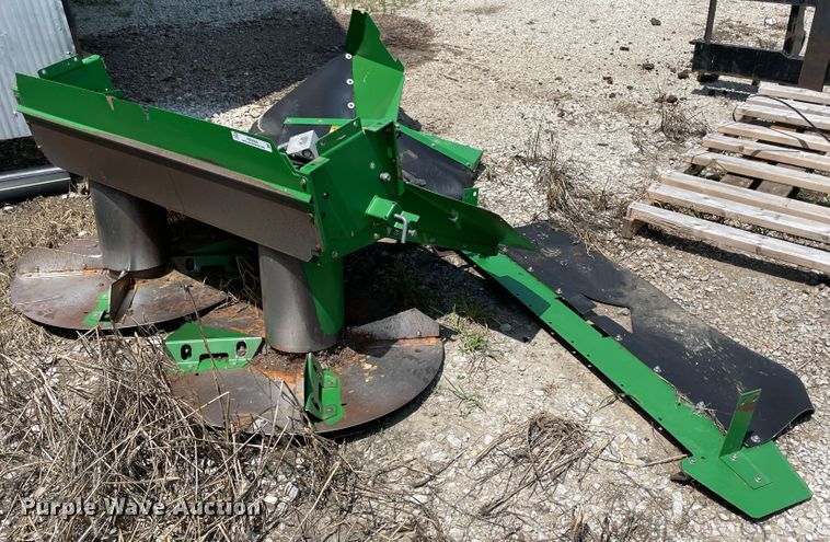 image for item KK9564 John Deere  chaff spreader