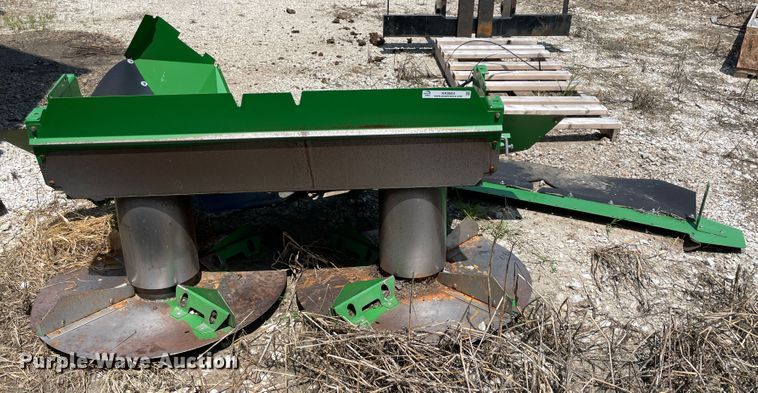 image for item KK9564 John Deere  chaff spreader