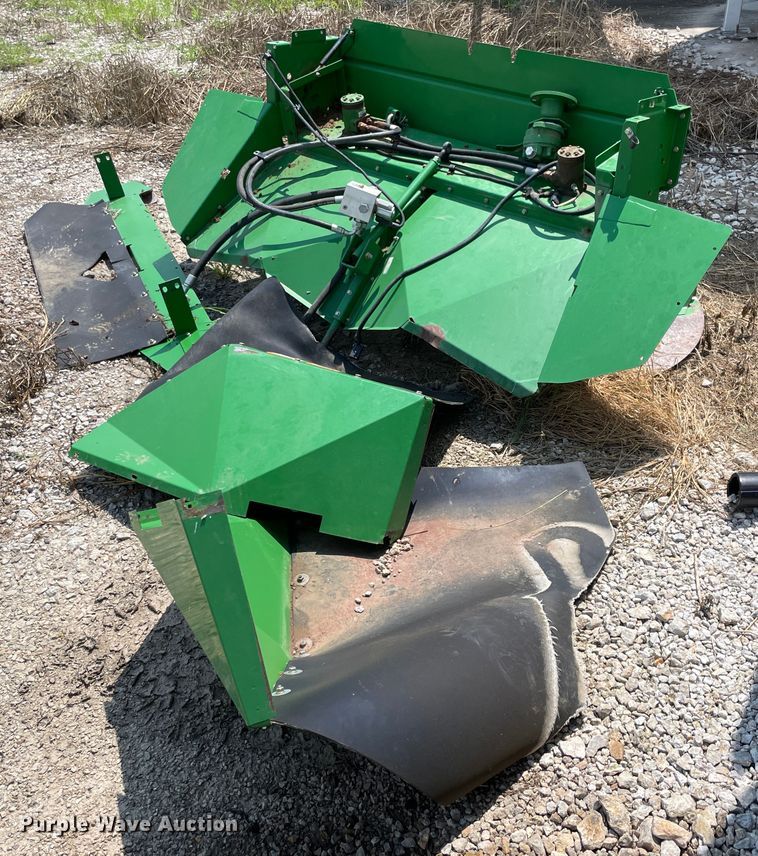 image for item KK9564 John Deere  chaff spreader