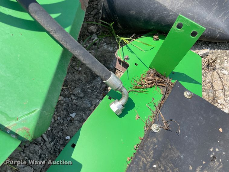 image for item KK9564 John Deere  chaff spreader