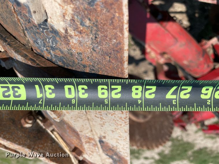 image for item KK9569 International 642  four bottom two-way plow