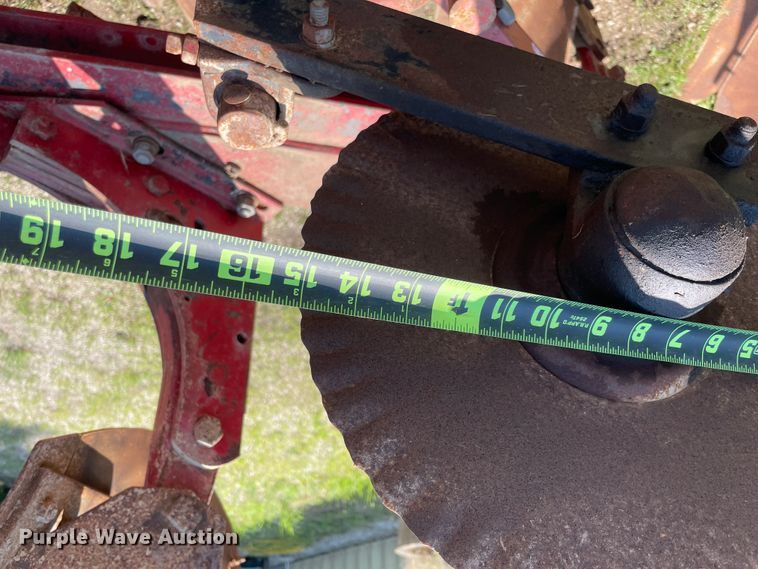 image for item KK9569 International 642  four bottom two-way plow