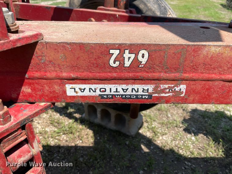 image for item KK9569 International 642  four bottom two-way plow