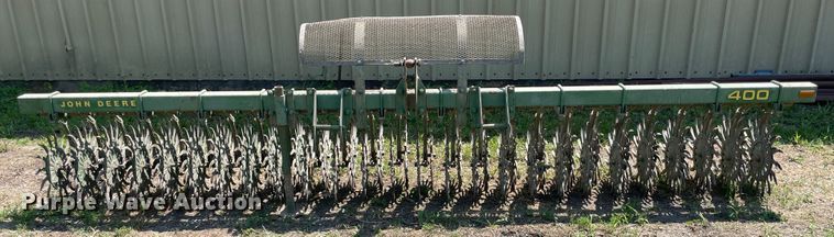 image for item KK9572 John Deere E0400  rotary hoe