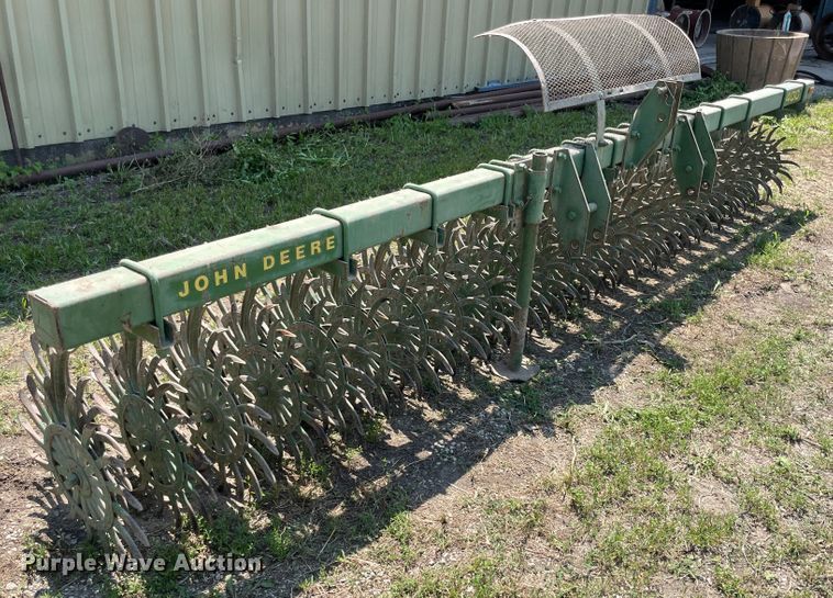 image for item KK9572 John Deere E0400  rotary hoe