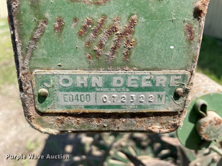 image for item KK9572 John Deere E0400  rotary hoe