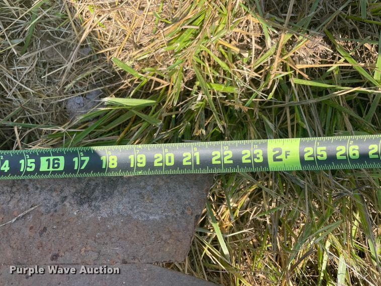 image for item KK9578 Massey Ferguson 880  seven bottom plow