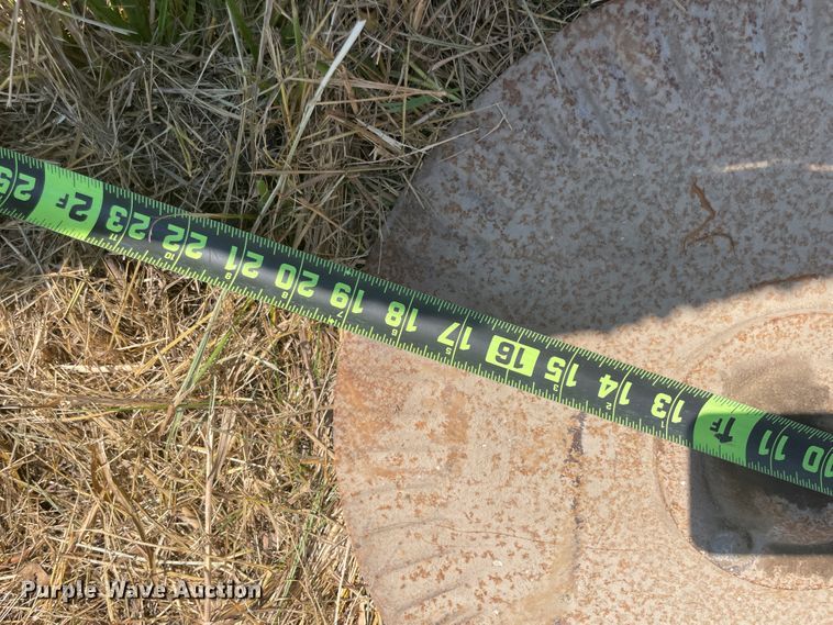 image for item KK9578 Massey Ferguson 880  seven bottom plow