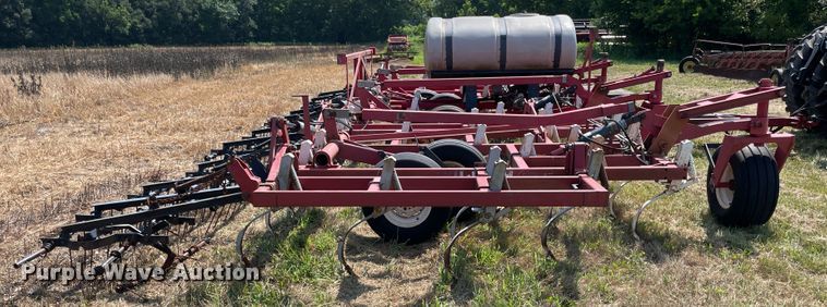 image for item KK9579 Wil-Rich Quad5  field cultivator