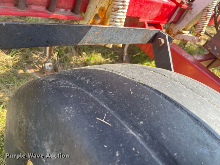 image for item KK9579 Wil-Rich Quad5  field cultivator