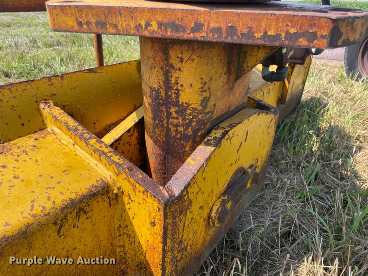 image for item KK9585 Servis R1400  8'W blade