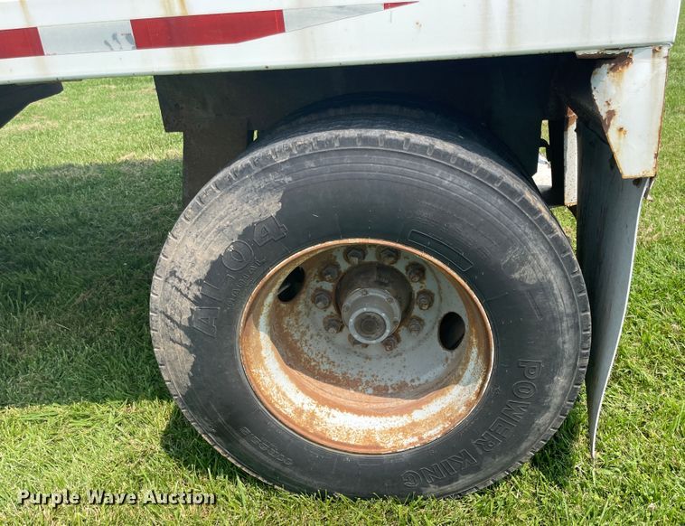 image for item KK9587 1995 Jet  grain trailer