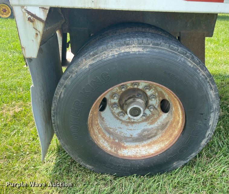 image for item KK9587 1995 Jet  grain trailer