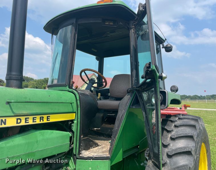 image for item KK9589 1976 John Deere 4630  tractor