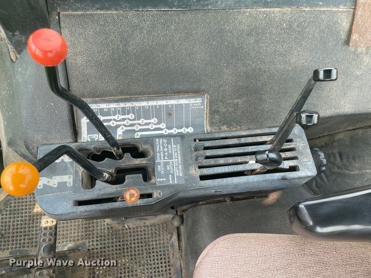 image for item KK9589 1976 John Deere 4630  tractor