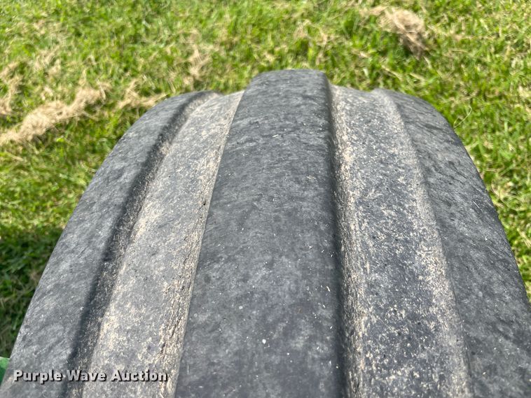 image for item KK9589 1976 John Deere 4630  tractor