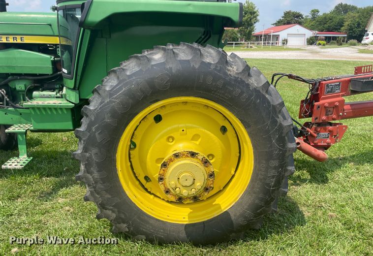 image for item KK9589 1976 John Deere 4630  tractor