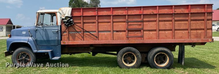 image for item KK9590 1973 Ford N700  grain truck