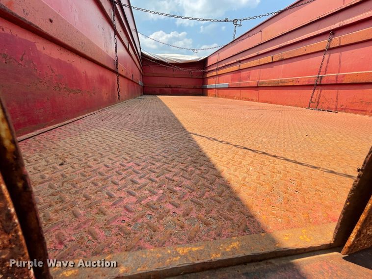 image for item KK9590 1973 Ford N700  grain truck