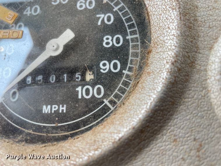 image for item KK9590 1973 Ford N700  grain truck